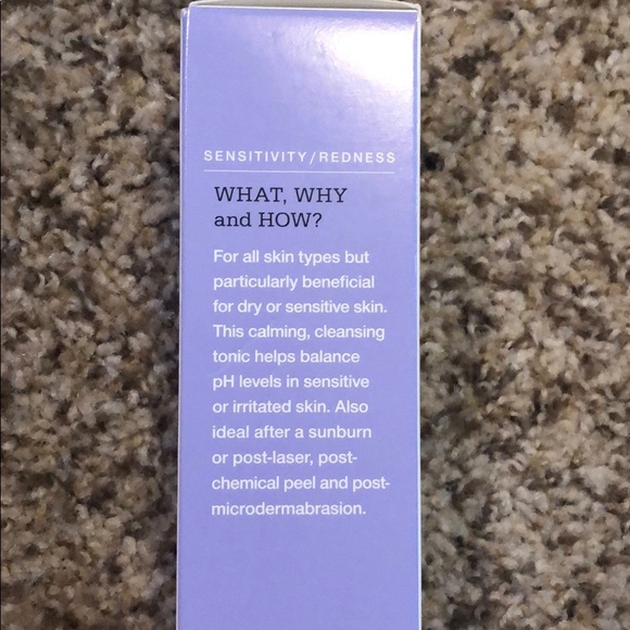 Sensitive Skin Tonic with Aloe - Picture 3 of 3